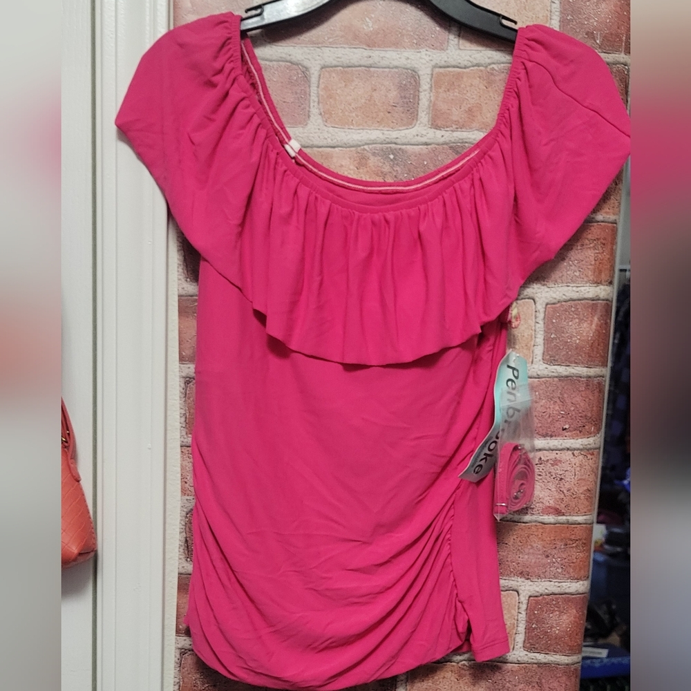 Women's Penbrook size 12 pink ruffle neck swim top. NWT. 2 way style